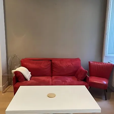 Modern Apartment In The Heart Of St-Germain-3